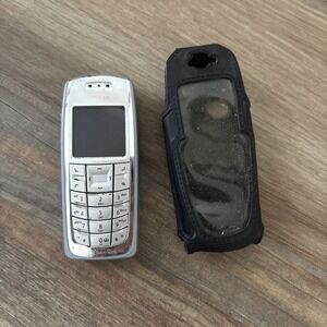 Nokia Classic 3120 - Silver ( AT&T / Cingular / GSM ) Cellular Candybar Phone